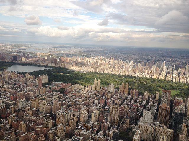 Blick vom Heli über New York.