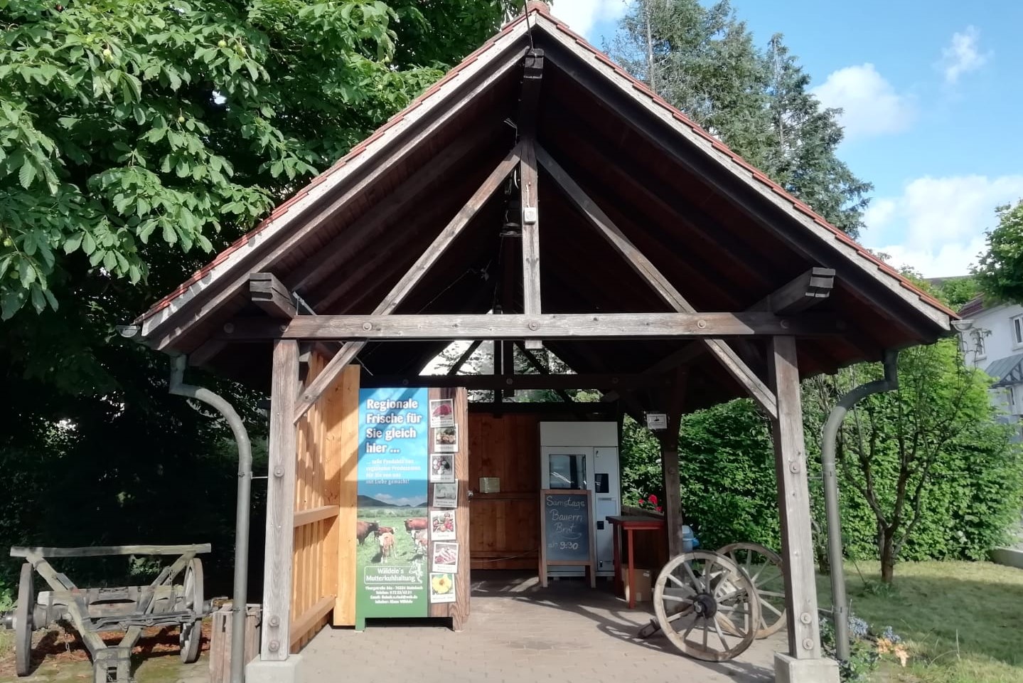 Verkaufsautomat und Kühltruhe, Jennifer Lahoux-Wäldele, Baden-Baden